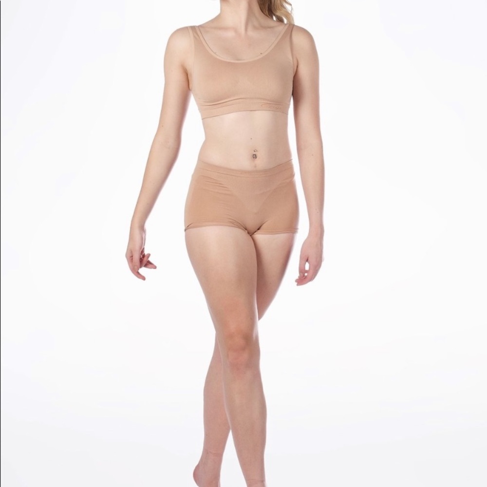 NWT Capezio nude short foundation